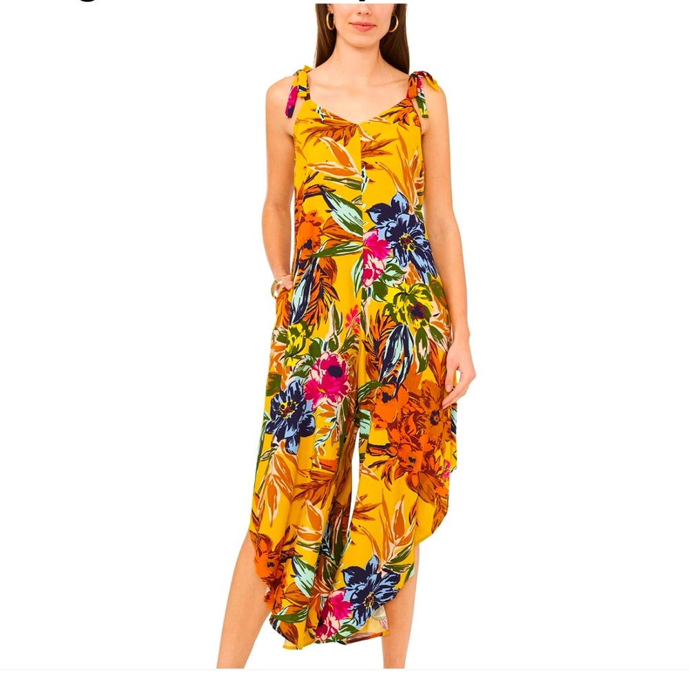 MSK NEW Floral Jumper Halter Top
Asymmetrical Leg Jumpsuit. Size Medium